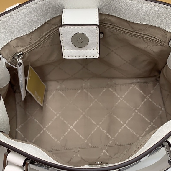 MICHAEL KORS HAMILTON MEDIUM SATCHEL COLOR: OPTIC WHITE NWT - Picture 12 of 16